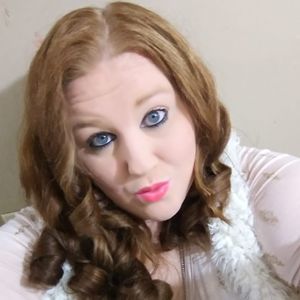 Meet your Posher, Nikki